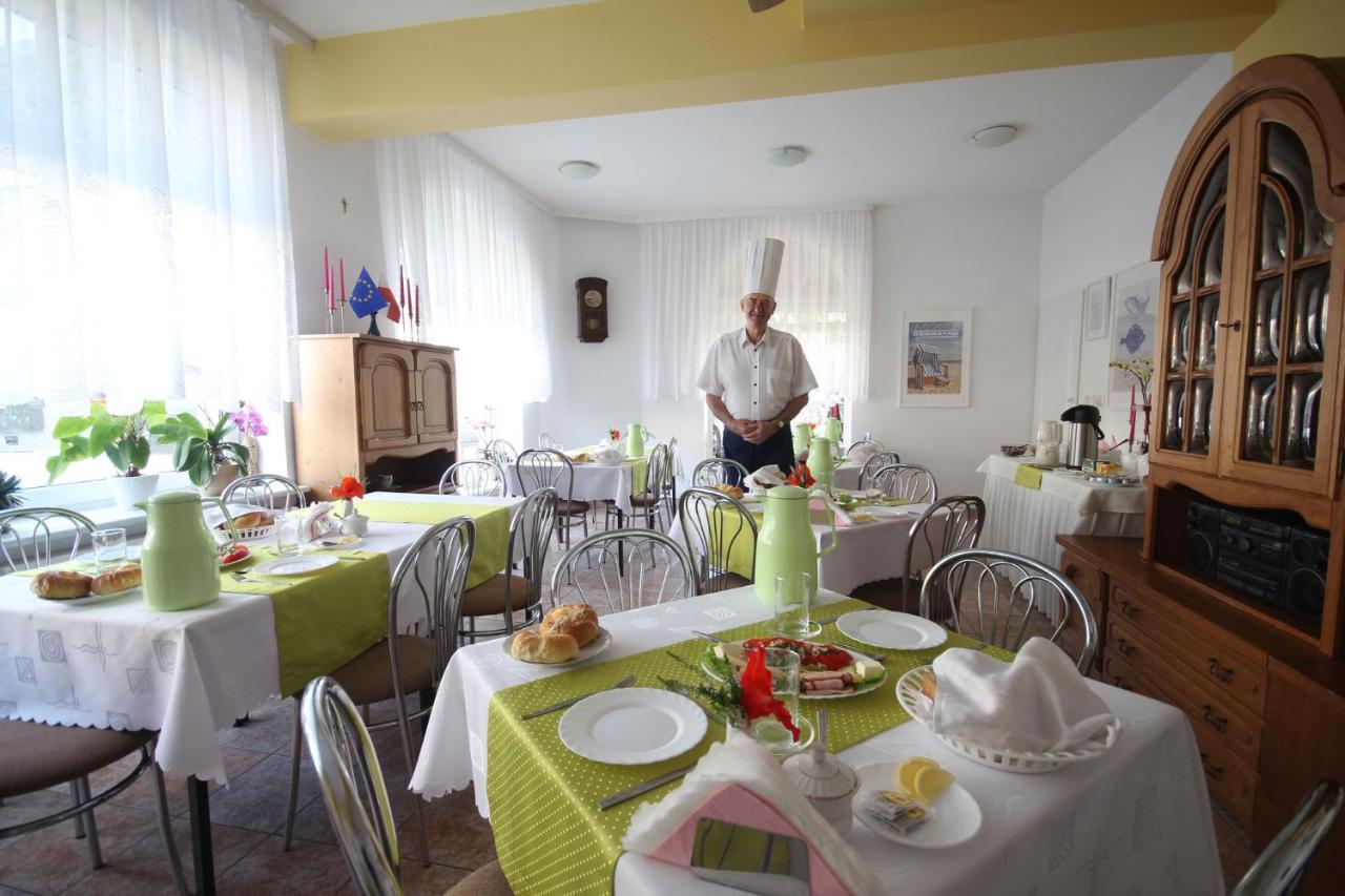 Dom Goscinny Marina Dźwirzyno Exteriör bild