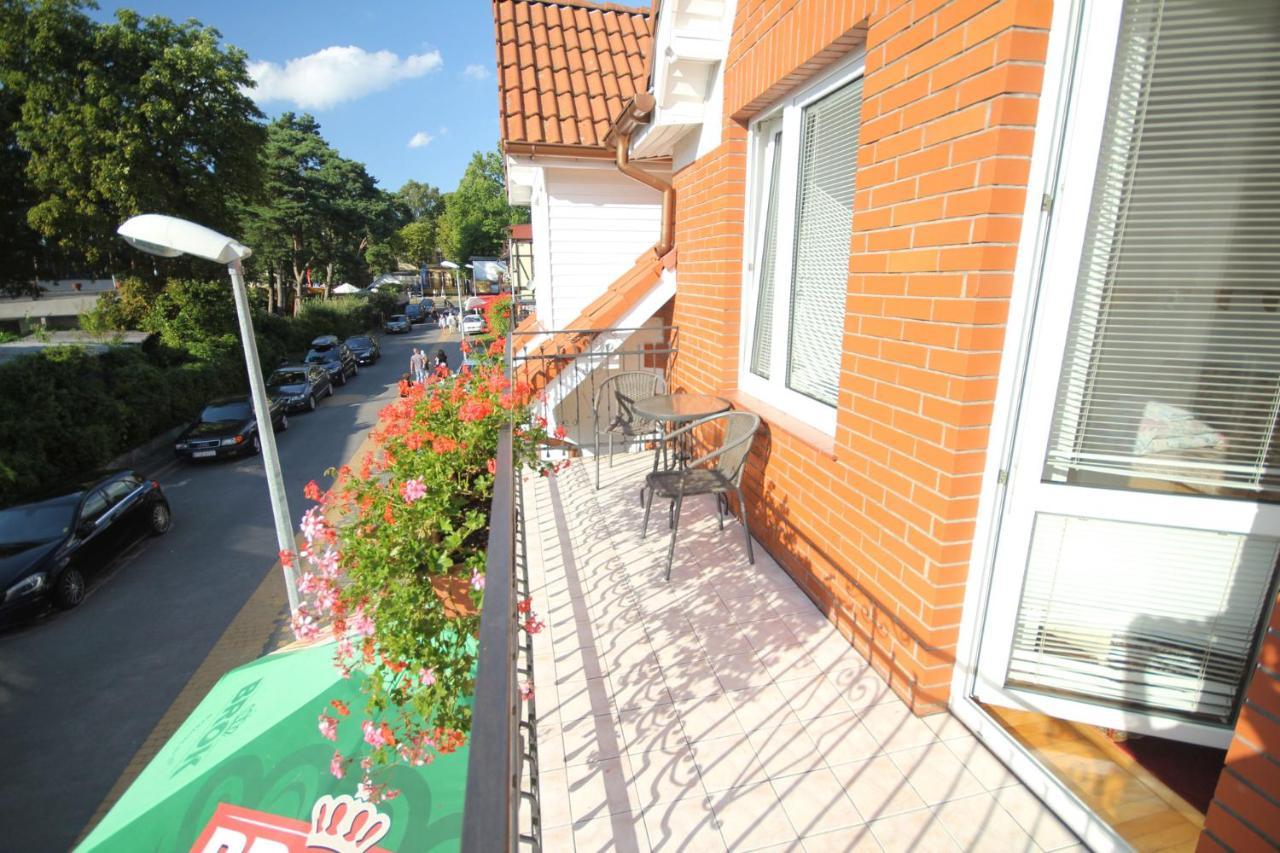 Dom Goscinny Marina Dźwirzyno Exteriör bild
